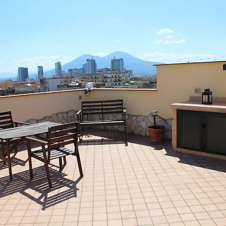 L'Occhio Sul Vesuvio Appartamento Con Terrazza Privata E Casa Vacanza Senza Terrazza Privata Naples Exterior photo