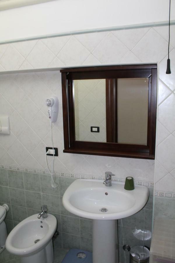 L'Occhio Sul Vesuvio Appartamento Con Terrazza Privata E Casa Vacanza Senza Terrazza Privata Naples Exterior photo